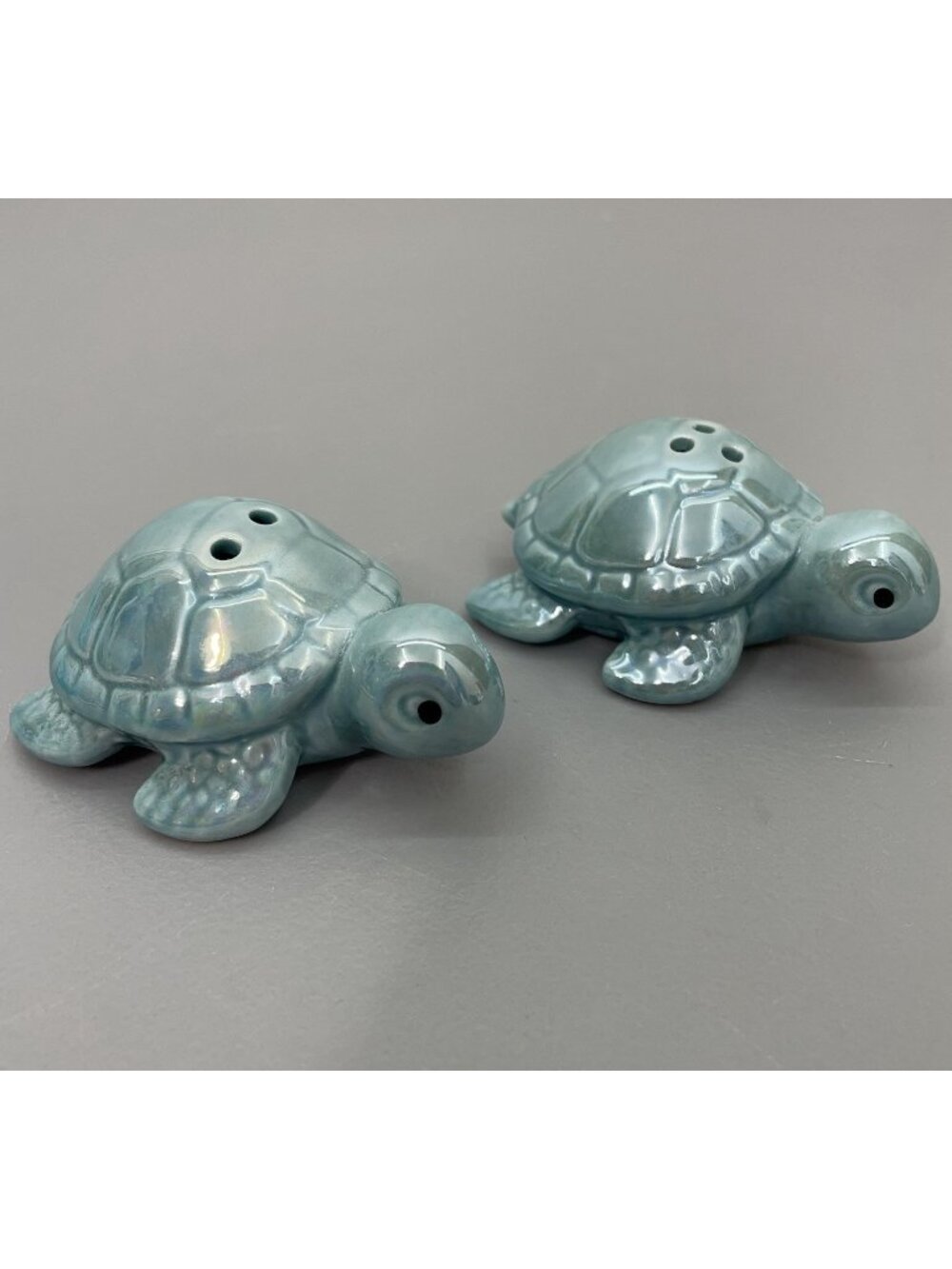 Sea Turtle Salt and Pepper Shakers Set Iridescent Ceramic Blue Nautical Beach